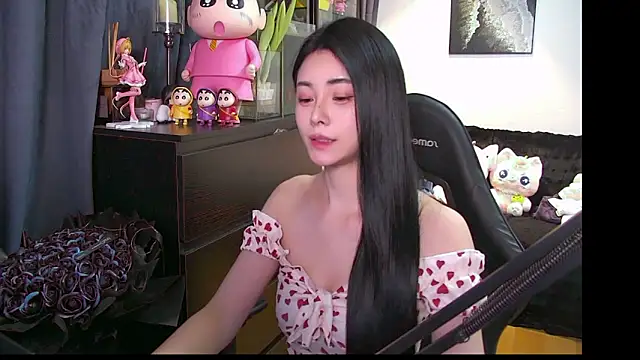 美女XiaoYuBao-在线直播