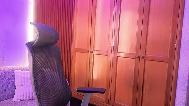 dulcetorresvg - Dulcetorresvg's free webcam - UK Sex Cams