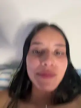 Webcam Model (_vaness)  is live.Free join now!