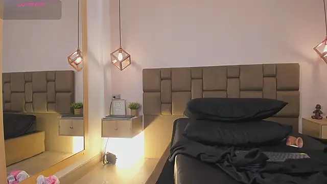 julieth_rojas (F young) - Spank my bum and make me squirt