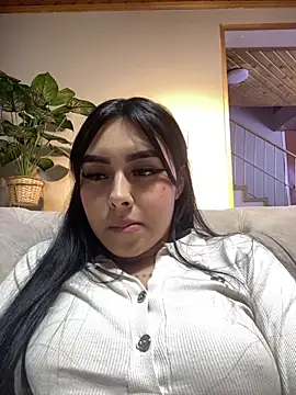 scarlett_pinkk1 (F teen) - spank ass and show ass in 4