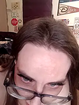 snowbird1117 - Snowbird1117's free webcam - UK Sex Cams