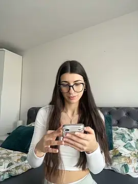 wildberry_ (F young) - cream my boobs🧴🍒