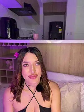 bella-taylorr - Bella-taylorr's free webcam - UK Sex Cams