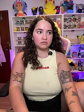 Sweet_sully__ live sex cam