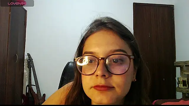 madieelorez - MadieeLorez's free webcam - UK Sex Cams