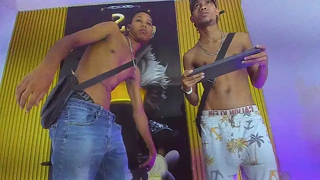 the_panthers_hot - The_Panthers_Hot's free webcam