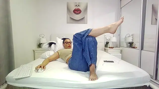 alisonya1 - Alisonya1's free webcam - UK Sex Cams