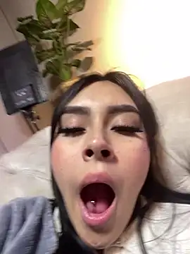 scarlett_pinkk1 (F teen) - spank ass and show ass in 4