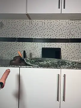 Webcam Model (Bella045)  is live.Free join now!