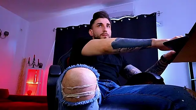 mightyaaron66 (M young) - 𖤐🔥 parTy Time ,House parTy  !  💨𖤐