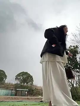 so-linger (F young) - 积攒水量😋完成喷水🐳Squirt for me🤩🤩🤩