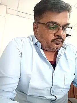 desi_lodo_gujju_boy (Ask my age) - Good Afternoon Friends Office Time'