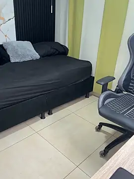 sheila_21 - Sheila_21's free webcam - UK Sex Cams