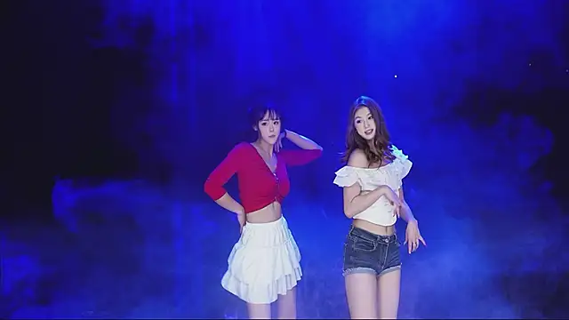 美女Xingkong-Girl在线直播