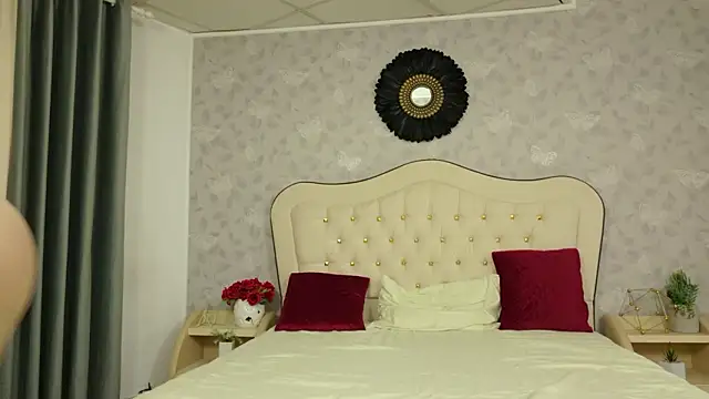 graciecute - GracieCute's free webcam - UK Sex Cams