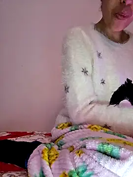 altinya (F young) - Down pussy finger