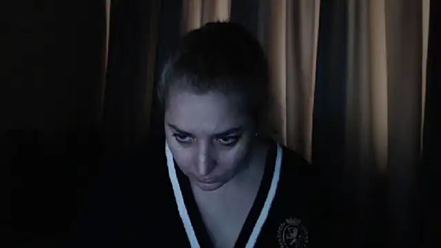 sweetpussy13 (Ask my age) - undress ,masturbate