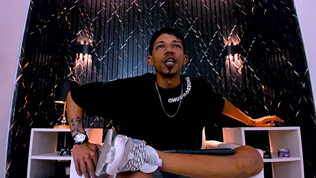 gregory_sforza - Gregory_Sforza's free webcam - UK Sex Cams