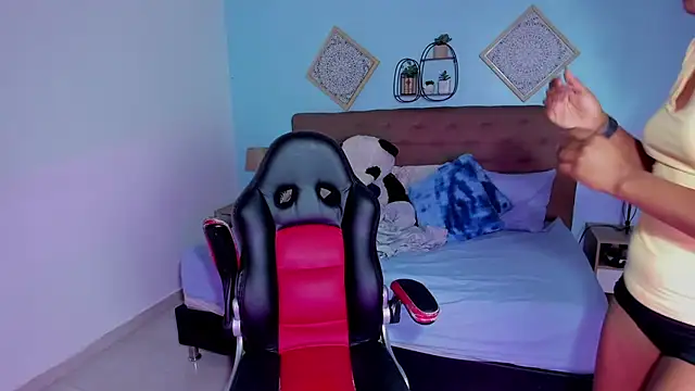 edelaine_rogers - Edelaine_rogers's free webcam - UK Sex Cams