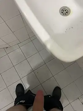 comokalii - Comokalii's free webcam - UK Sex Cams