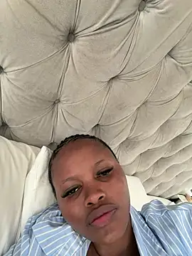 Webcam Model (Neelo-Smith)  is live.Free join now!