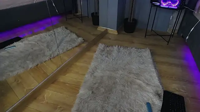 scarlettjakobs - ScarlettJakobs's free webcam - UK Sex Cams