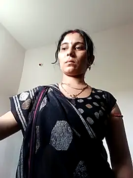 Webcam Model (Hot_ree85)  is live.Free join now!