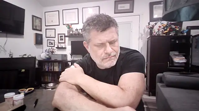 larawalways2 - LARawAlways2's free webcam - UK Sex Cams