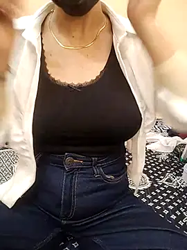 Webcam Model (Rising_Queen)  is live.Free join now!