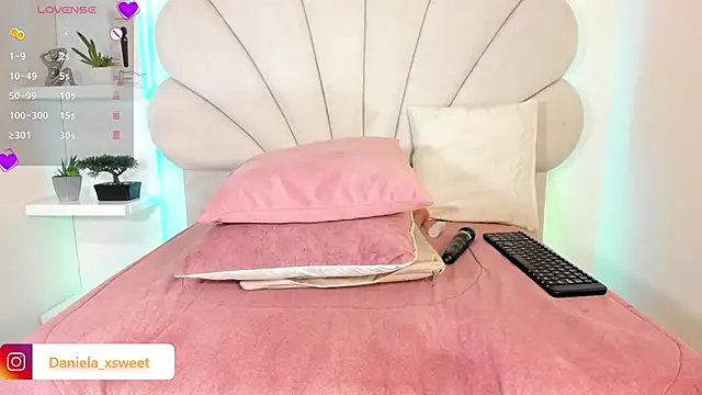 Danielaangelina live sex cam