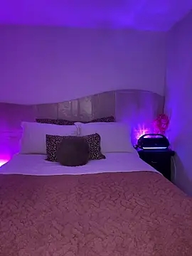 Webcam Model (Vicky_Saidi)  is live.Free join now!