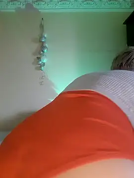 Webcam Model (LunaBlaise)  is live.Free join now!