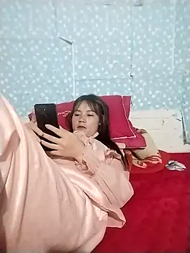 little-green-sprout (F young) - Kiss me ❤️❤️