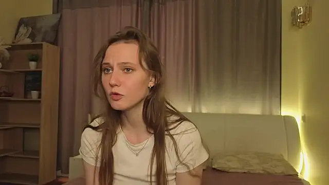 rubieheiser (F teen) - touch mt lips