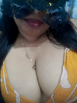 chubby_wife - Chubby_wife's free webcam - UK Sex Cams