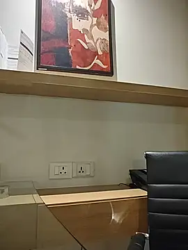 Webcam Model (NakedMILFx)  is live.Free join now!