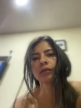 Webcam Model (Esperanza_GS)  is live.Free join now!