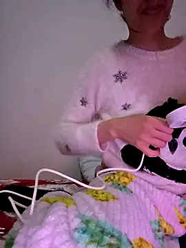 altinya - Altinya's free webcam - UK Sex Cams