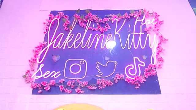 jakelinekitty (F mature) - fuck my uretra