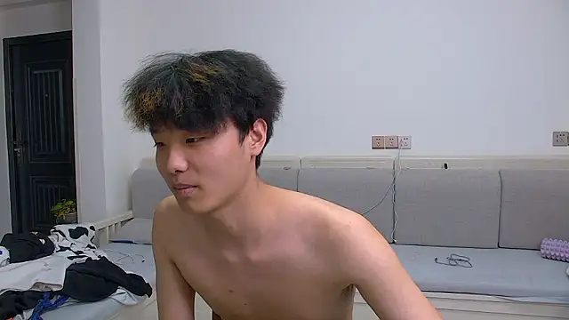 icecream-002's live cam