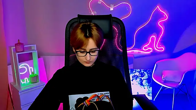 lixeluna - LixeLuna's free webcam - UK Sex Cams