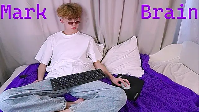 mark_brain - Mark_Brain's free webcam - UK Sex Cams
