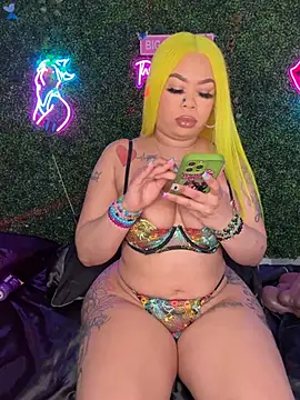 renathickass - RenaThickAss's free webcam - UK Sex Cams