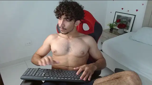 caius_fox - Caius_fox's free webcam - UK Sex Cams