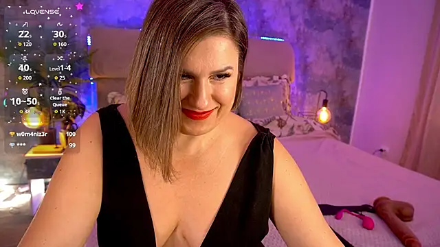 kiraroxx - KiraRoxx's free webcam