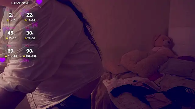 hrejsemnou - Hrejsemnou's free webcam - UK Sex Cams