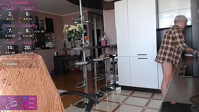 roxana_brooks - Roxana_brooks's free webcam - UK Sex Cams