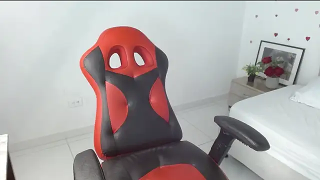 caius_fox (M young) - flash balls