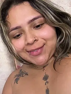 Webcam Model (ashley-swift-)  is live.Free join now!